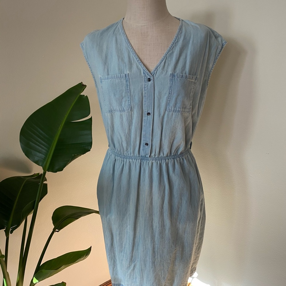 Cute Universal Thread Dress - Picture 2 of 3